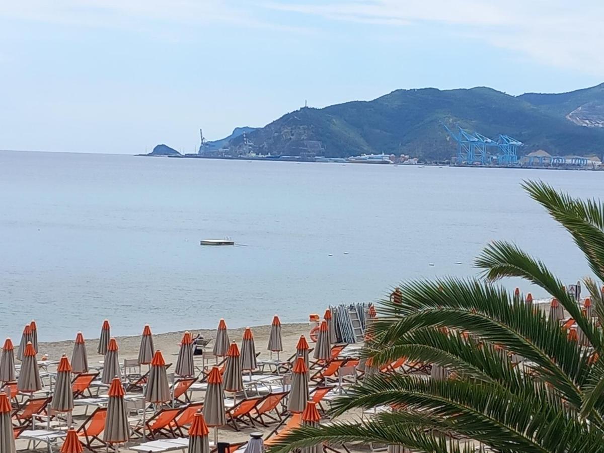 Tramonto Sul Mare - Sea Suite Savona Exterior foto
