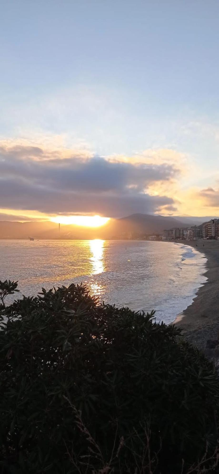 Tramonto Sul Mare - Sea Suite Savona Exterior foto