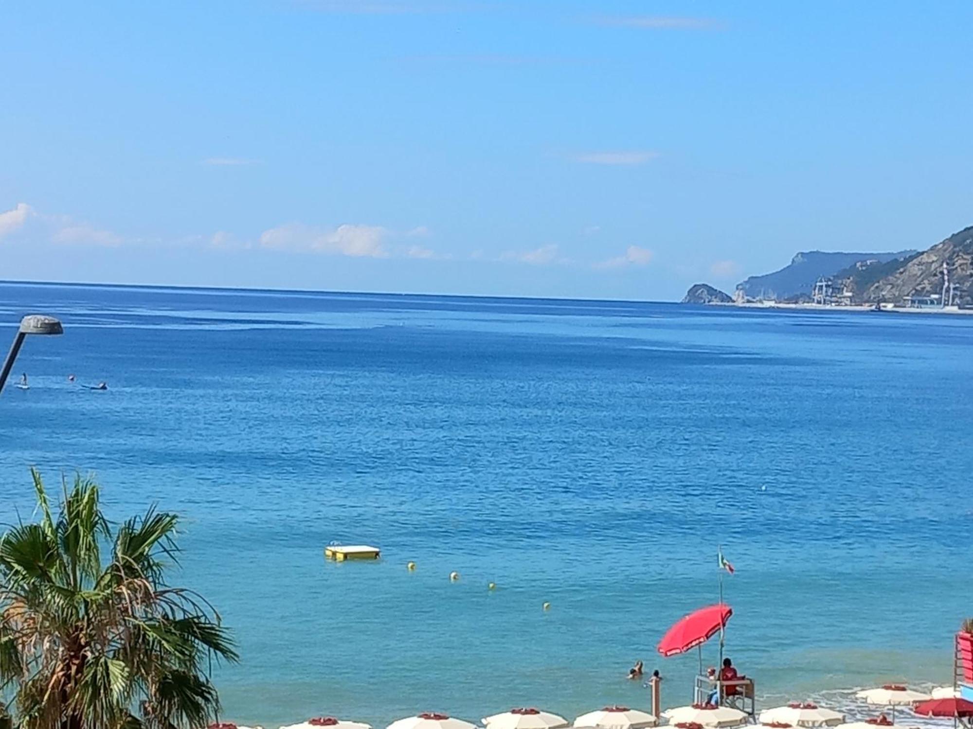 Tramonto Sul Mare - Sea Suite Savona Exterior foto